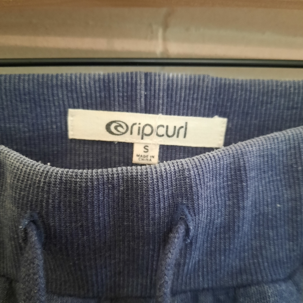 Rip Curl Grey Distressed Joggers With Multi Color… - image 4